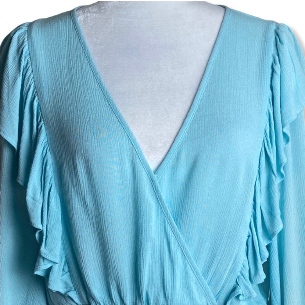 NWT BCBGeneration Ruffled Crossover Blouse - Picture 2 of 7